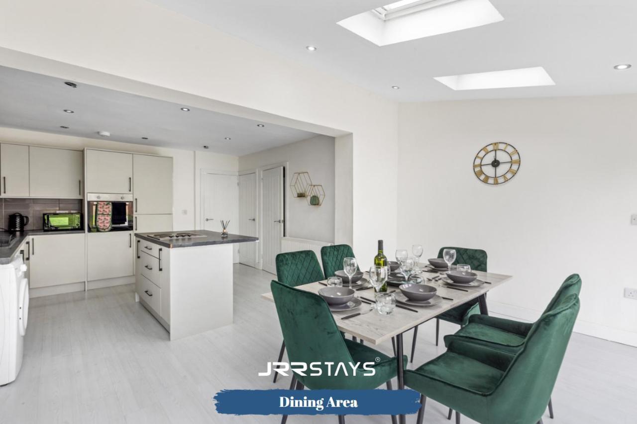 Tipton 3 Bedroom House Garden Sleeps 7 - Jrr Stays Coseley Extérieur photo