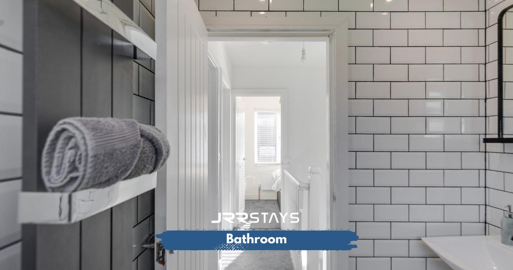 Tipton 3 Bedroom House Garden Sleeps 7 - Jrr Stays Coseley Extérieur photo