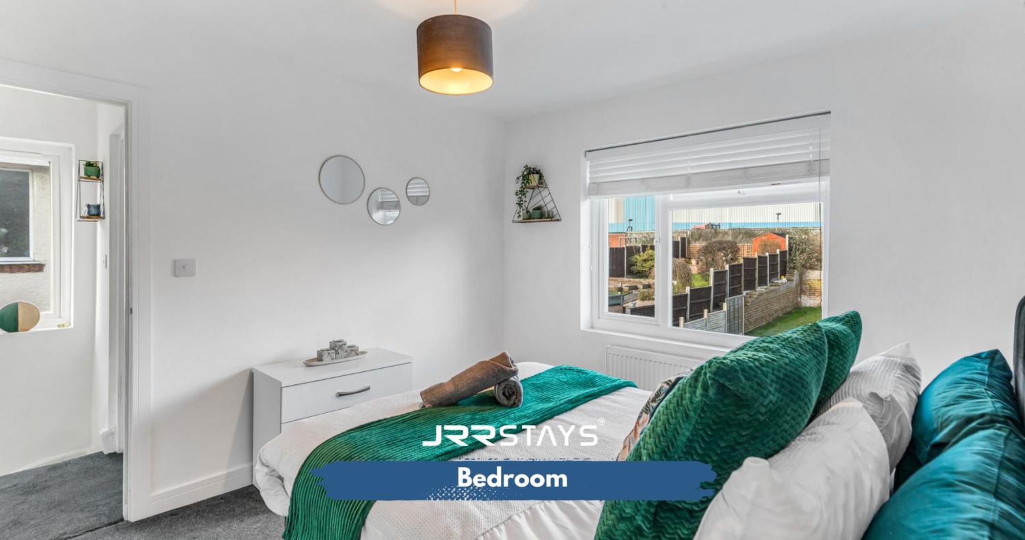 Tipton 3 Bedroom House Garden Sleeps 7 - Jrr Stays Coseley Extérieur photo
